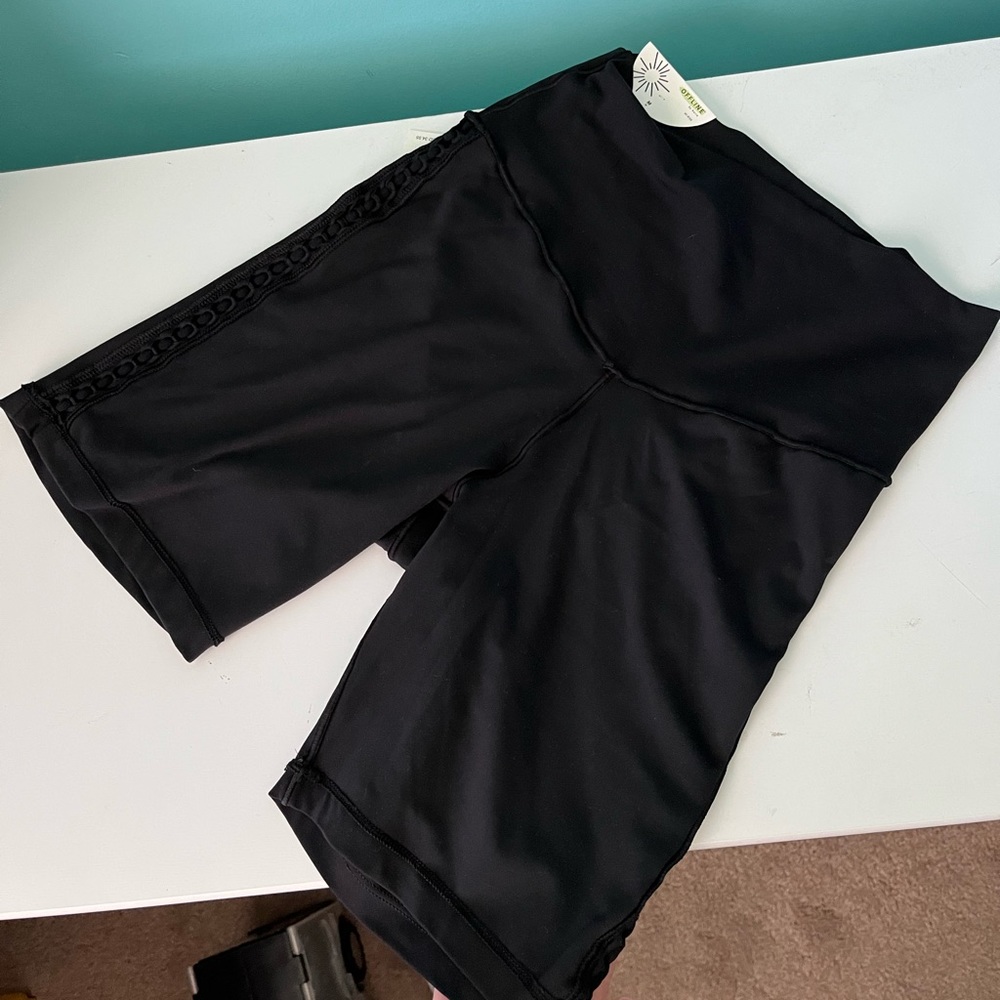 Aerie Macrame 7” Bike Shorts (Size M)